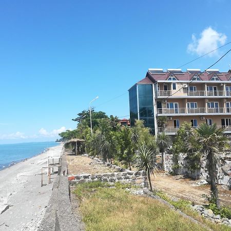 Sunny Land Hotel Czakwi Zewnętrze zdjęcie