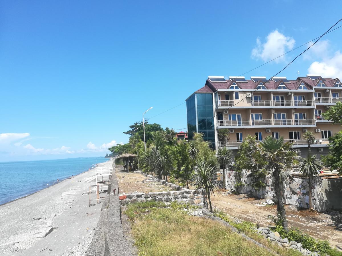 Sunny Land Hotel Czakwi Zewnętrze zdjęcie