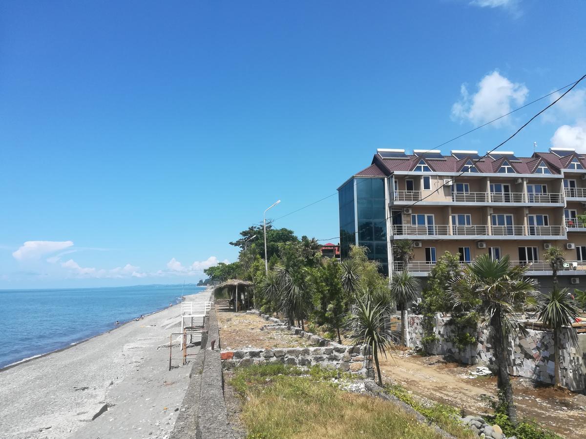 Sunny Land Hotel Czakwi Zewnętrze zdjęcie